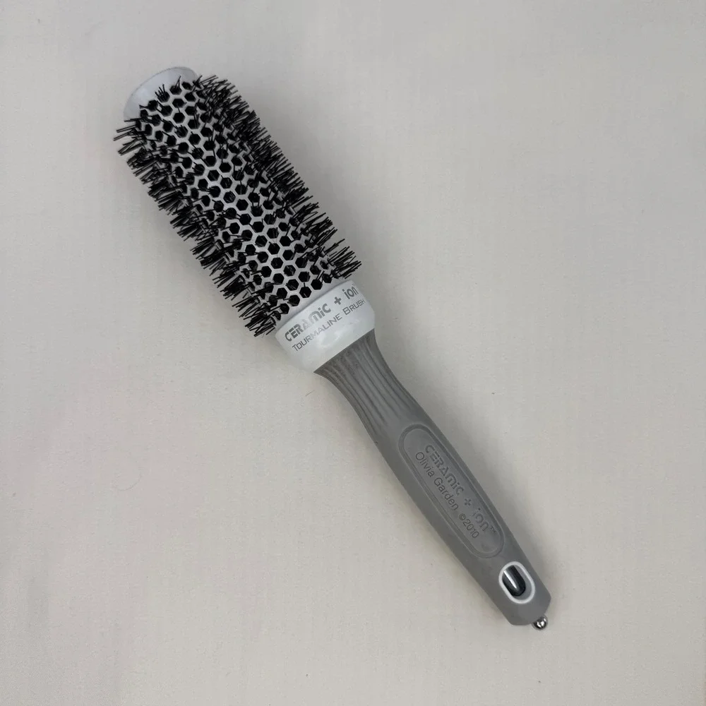 Olivia Garden Ceramic + Ion Tourmaline Thermal Round Hair Brush Grey White 1.25